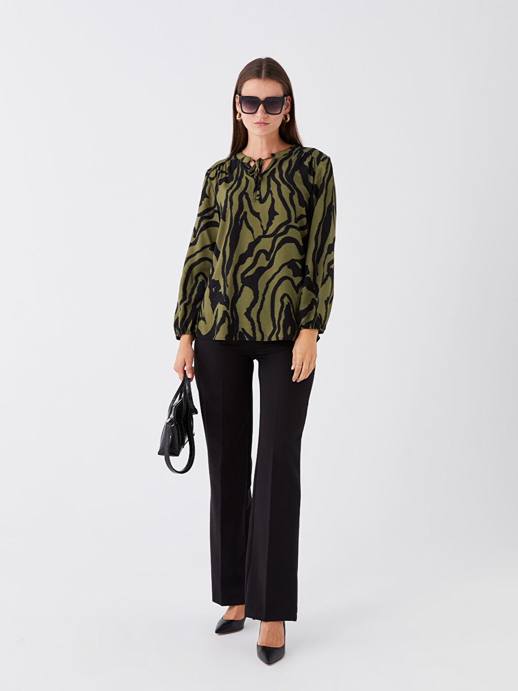 Haki Bağlamalı Yaka Desenli Uzun Kollu Kadın Bluz-2