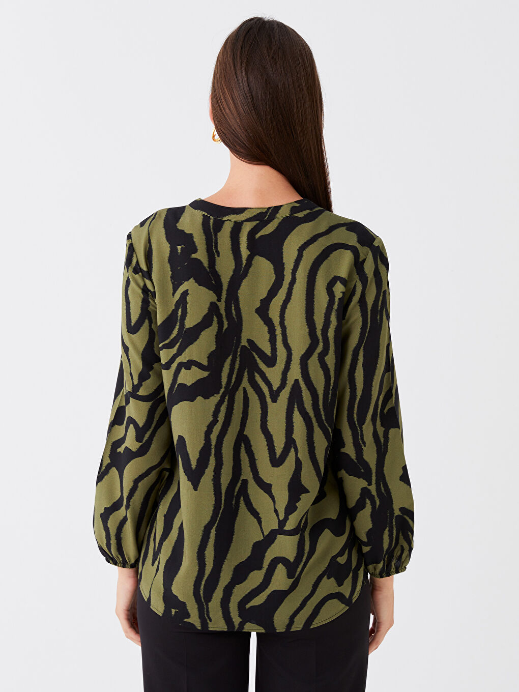 Haki Bağlamalı Yaka Desenli Uzun Kollu Kadın Bluz-4