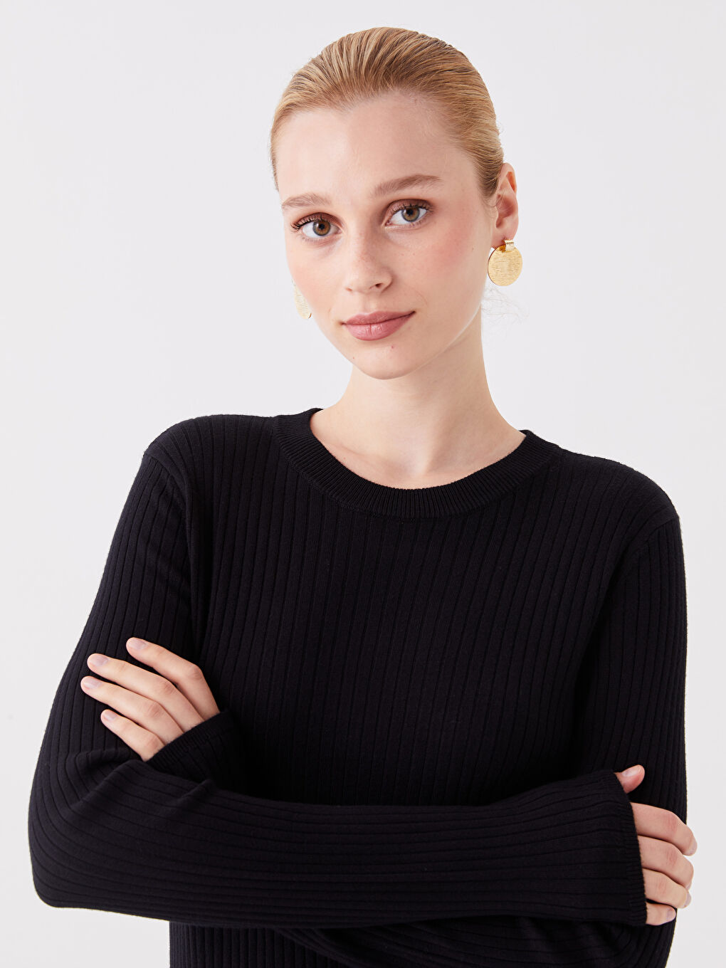 Jednostavni ženski trikotažni džemper okruglog izreza dugih rukava-1