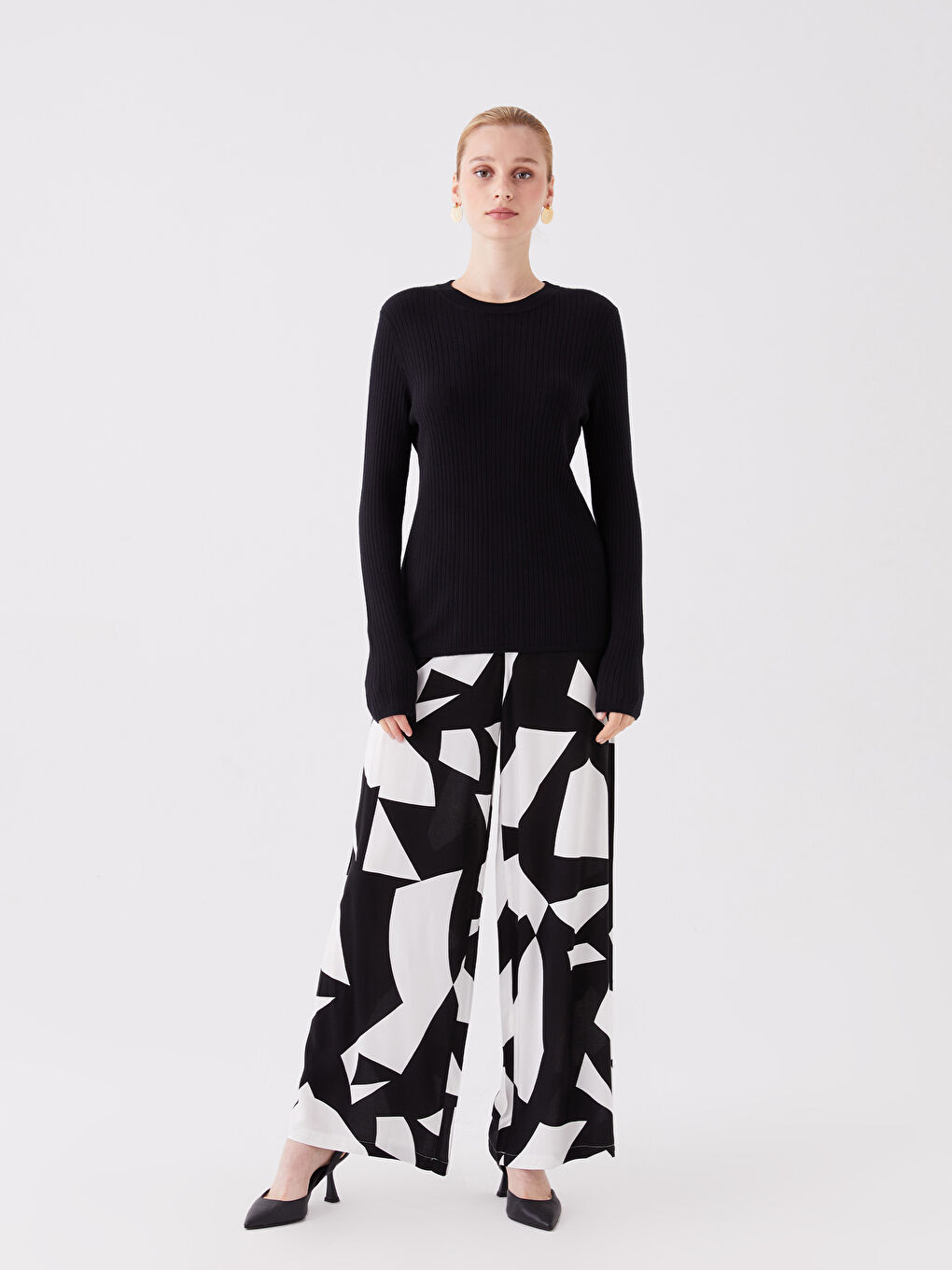 Jednostavni ženski trikotažni džemper okruglog izreza dugih rukava-2