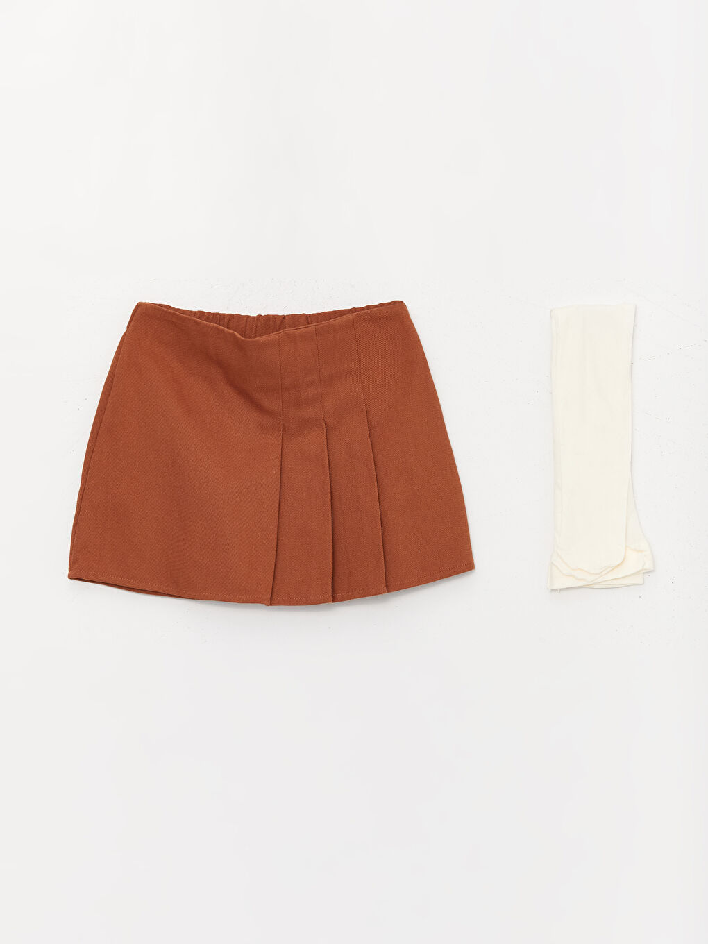 Бебе жағалы ұзын жеңді қыз балаға арналған 3 данадан тұратын жинақ-3