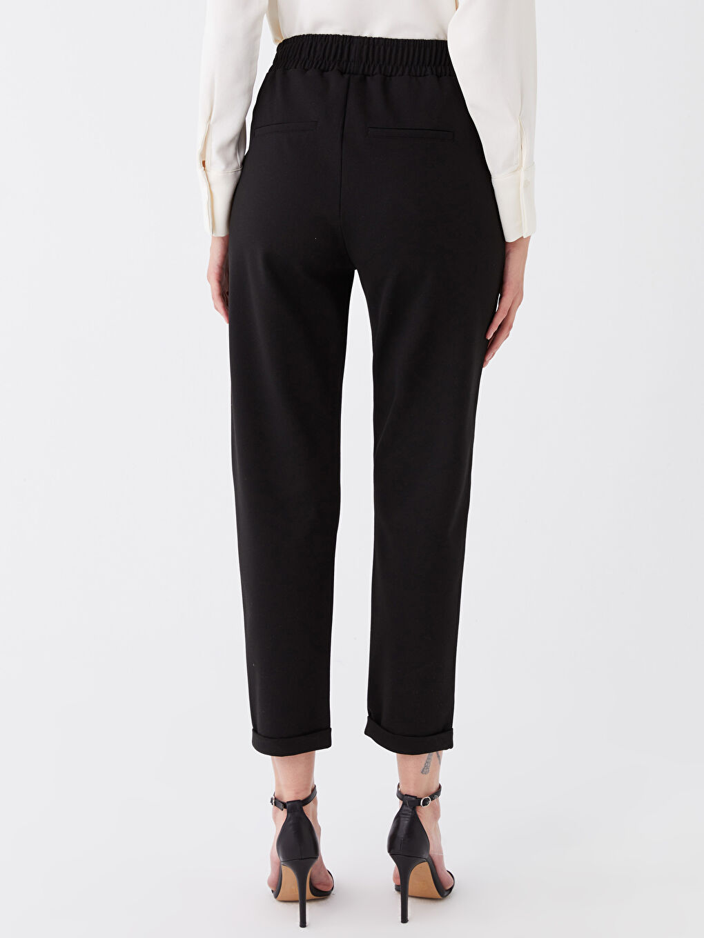 Siyah Beli Lastikli Rahat Kalıp Kadın Pantolon-4