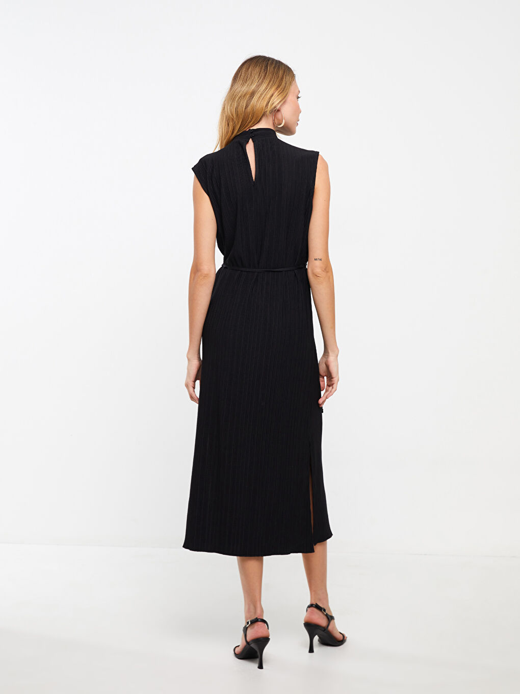 High Collar, Self-Patterned Women's Evening Dress-4