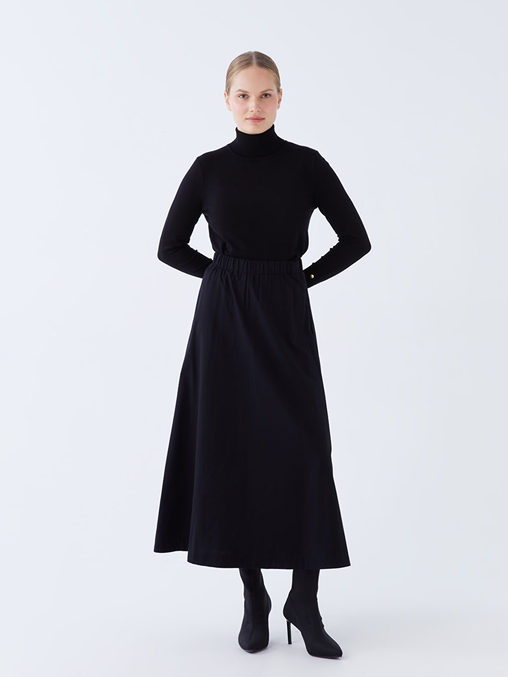 Siyah Beli Lastikli Rahat Kalıp Kadın Etek-1