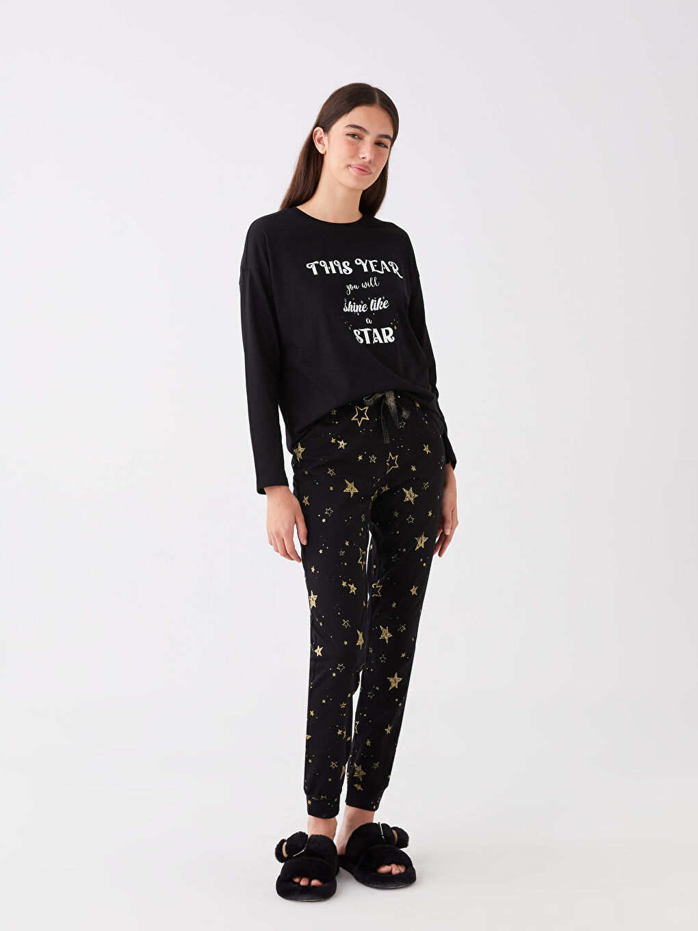 Siyah Bisiklet Yaka Yılbaşı Temalı Kadın Pijama Takımı