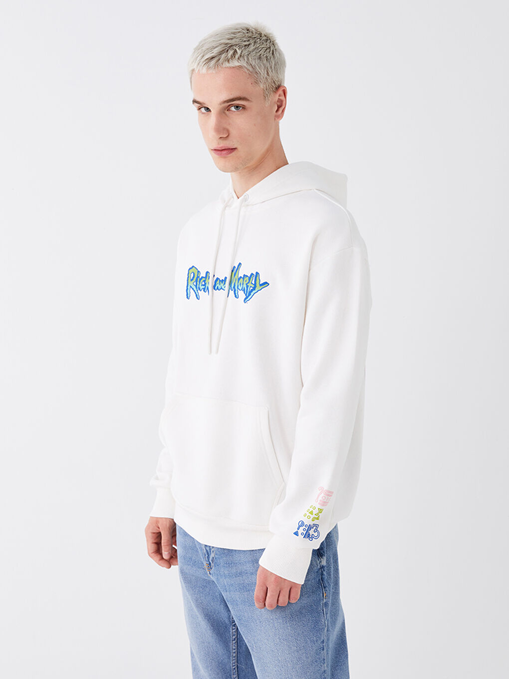 XSIDE Kırık Beyaz Uzun Kollu Rick and Morty Baskılı Erkek Hoodie - 1