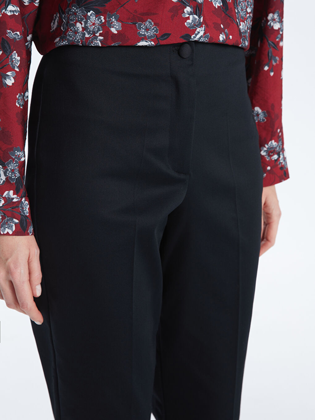 Siyah Kadın Dar Fit Düz Pantolon-1