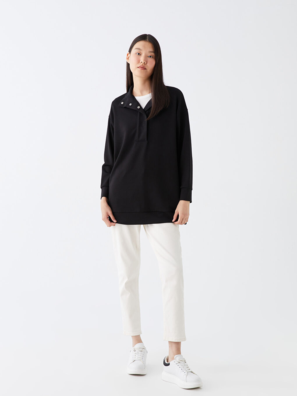 Siyah Dik Yaka Düz Uzun Kollu Kadın Tunik-2