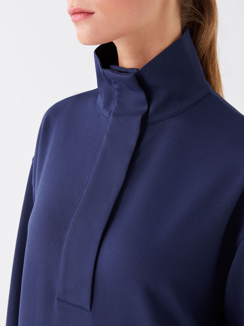 Lacivert Dik Yaka Düz Uzun Kollu Kadın Tunik-3