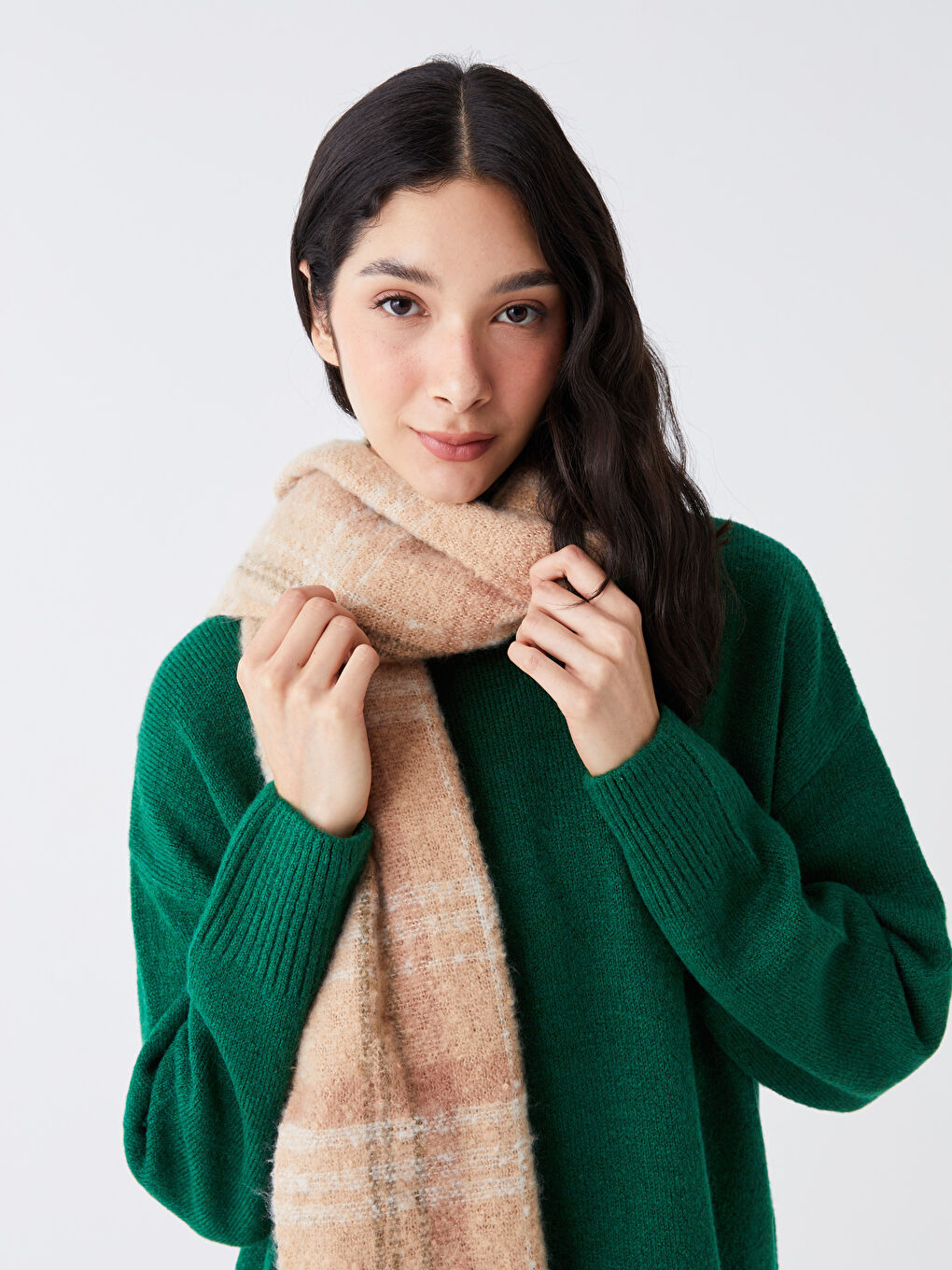 Saçaklı Ekose Desenli Kadın Atkı-1