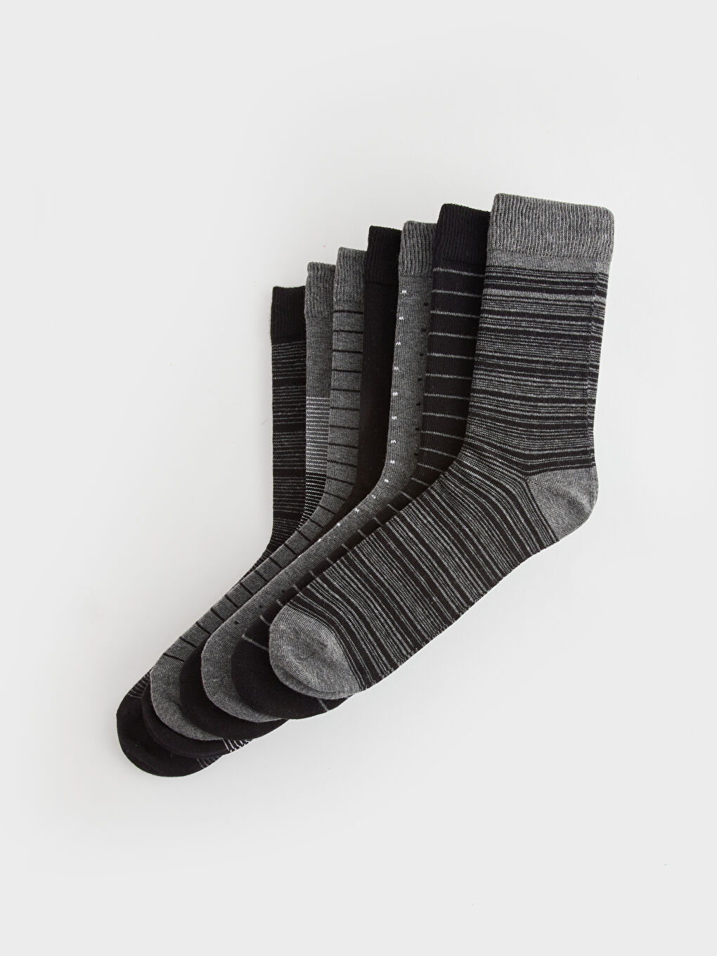 جوارب الكاحل المخططة للرجال - عبوة ٧-1