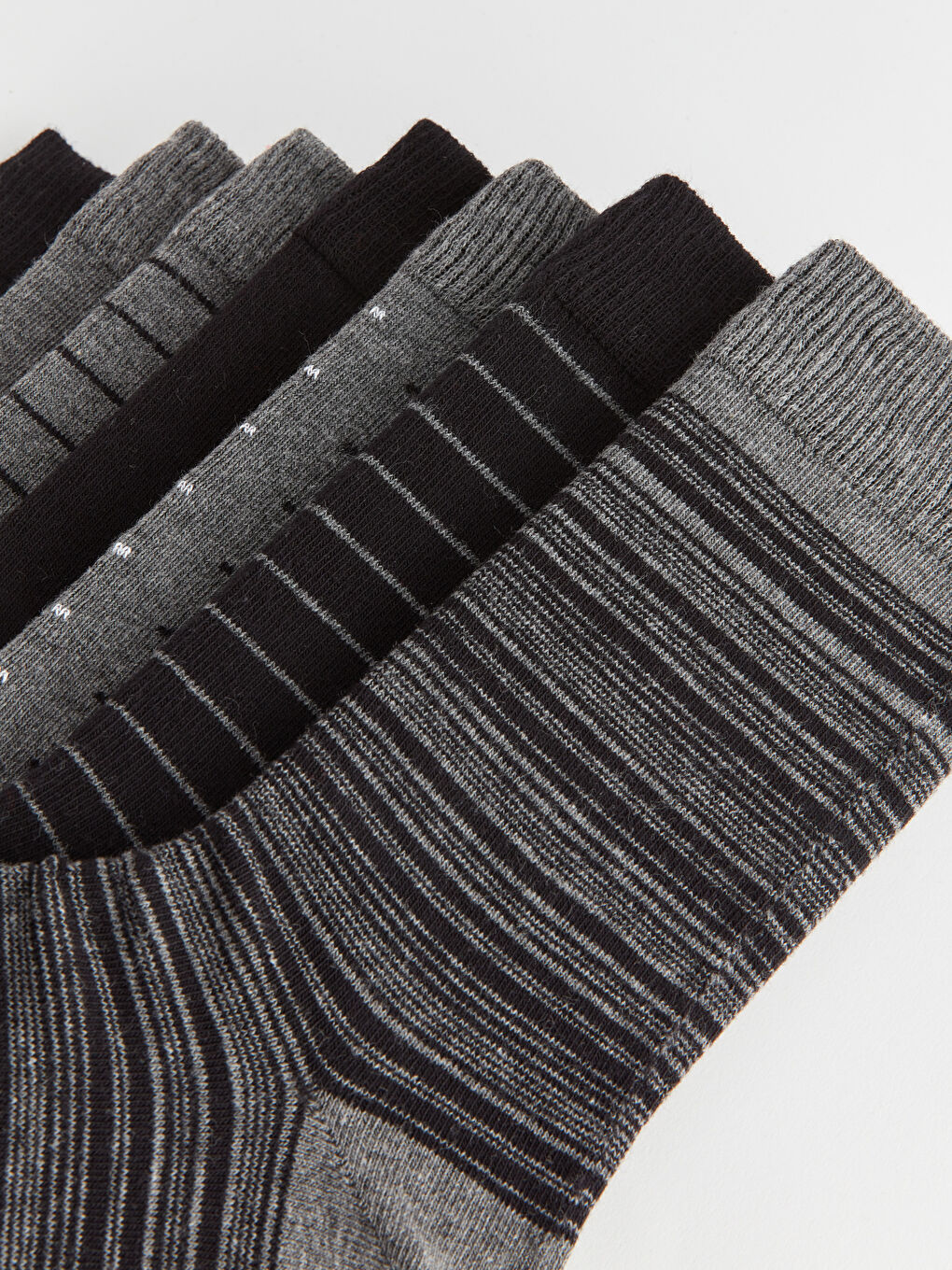 جوارب الكاحل المخططة للرجال - عبوة ٧-2