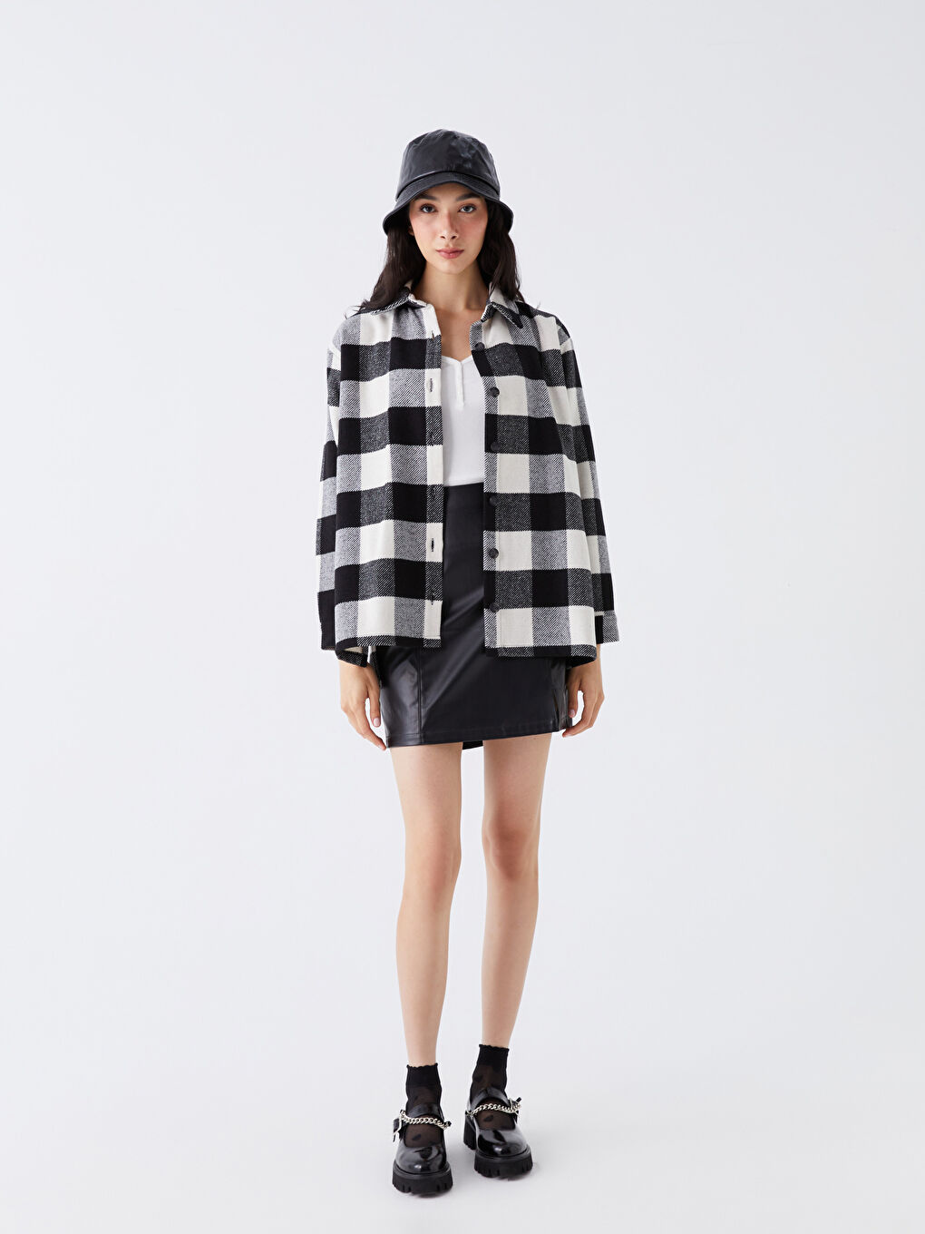 Siyah Ekose Uzun Kollu Oversize Kadın Gömlek-2