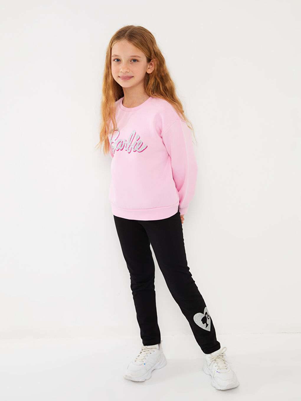 LCW Kids Pembe Leylak Bisiklet Yaka Barbie Baskılı Uzun Kollu Kız Çocuk Sweatshirt ve Tayt - 1