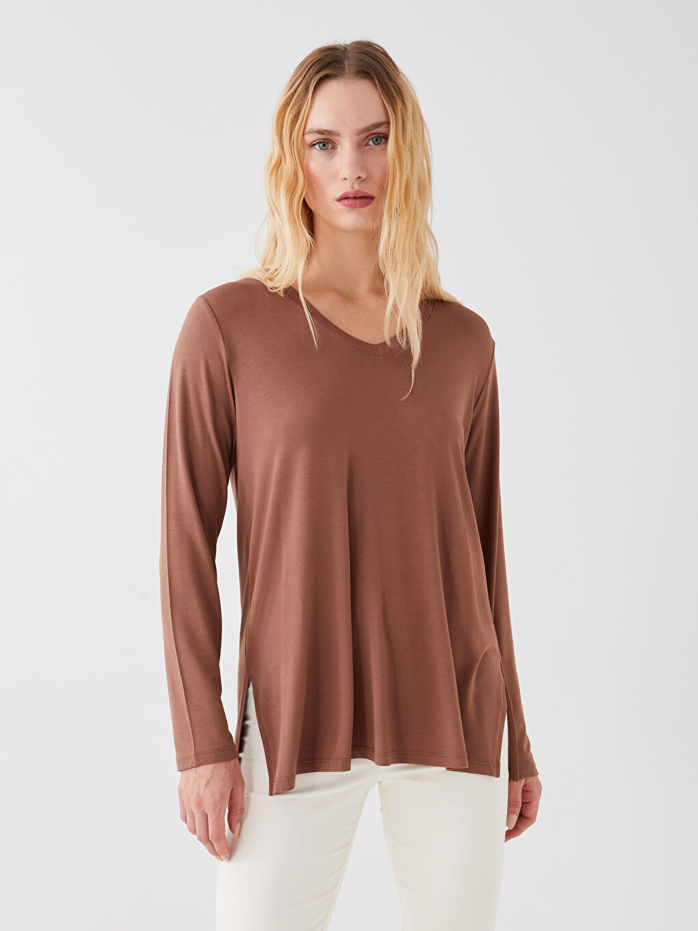 Kahverengi V Yaka Düz Uzun Kollu Kadın Bluz