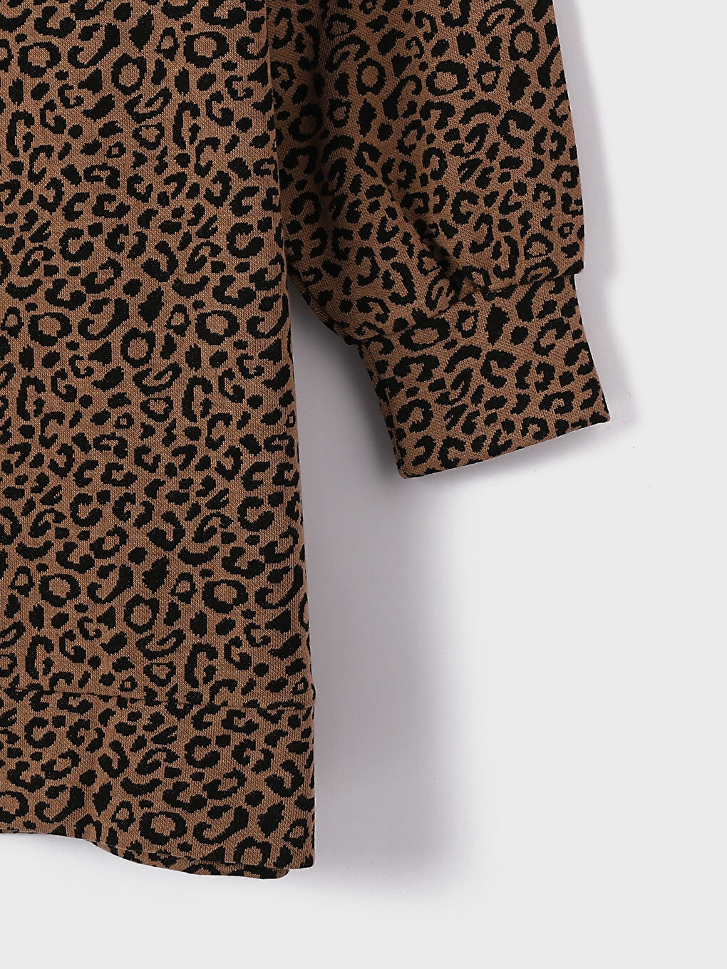 تونيك نسائي كم طويل بياقة دائرية منقوش-3