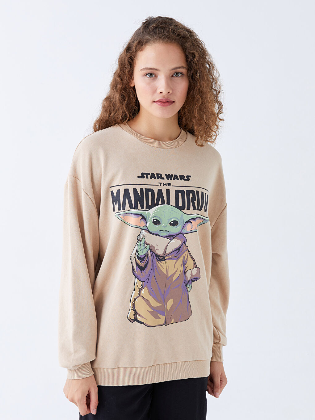 XSIDE Bej Bisiklet Yaka Yoda Baskılı Uzun Kollu Oversize Kadın Sweatshirt