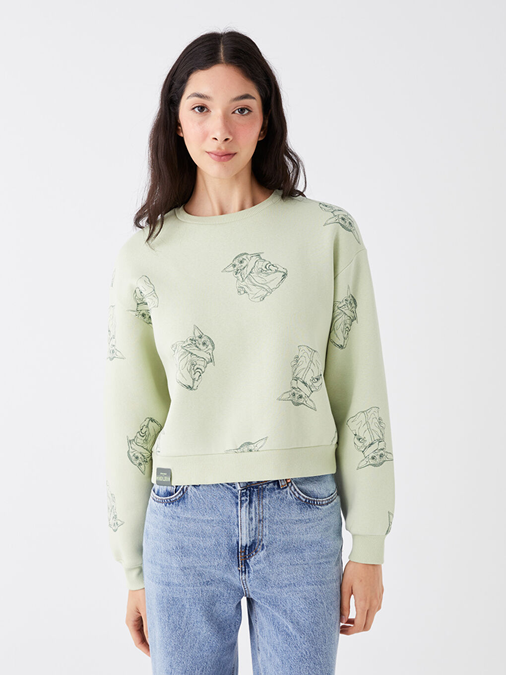 XSIDE Açık Yeşil Bisiklet Yaka Yoda Baskılı Uzun Kollu Kadın Sweatshirt