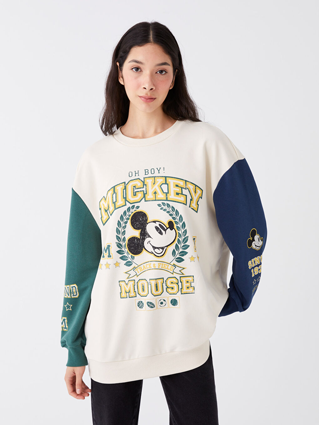 XSIDE Açık Bej Bisiklet Yaka Mickey Mouse Baskılı Uzun Kollu Oversize Kadın Sweatshirt