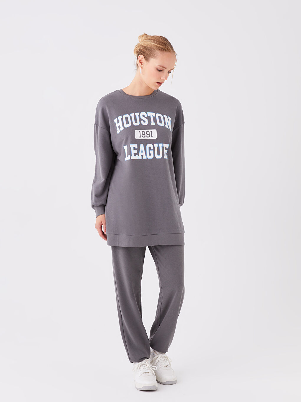 Crew Neck Printed Long Sleeve Women's Sweatshirt Tunic-2