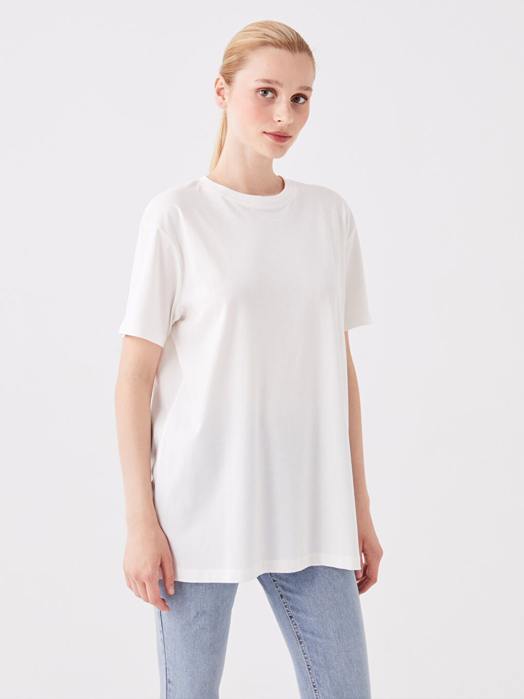Ekru Bisiklet Yaka Düz Kısa Kollu Kadın Tişört
