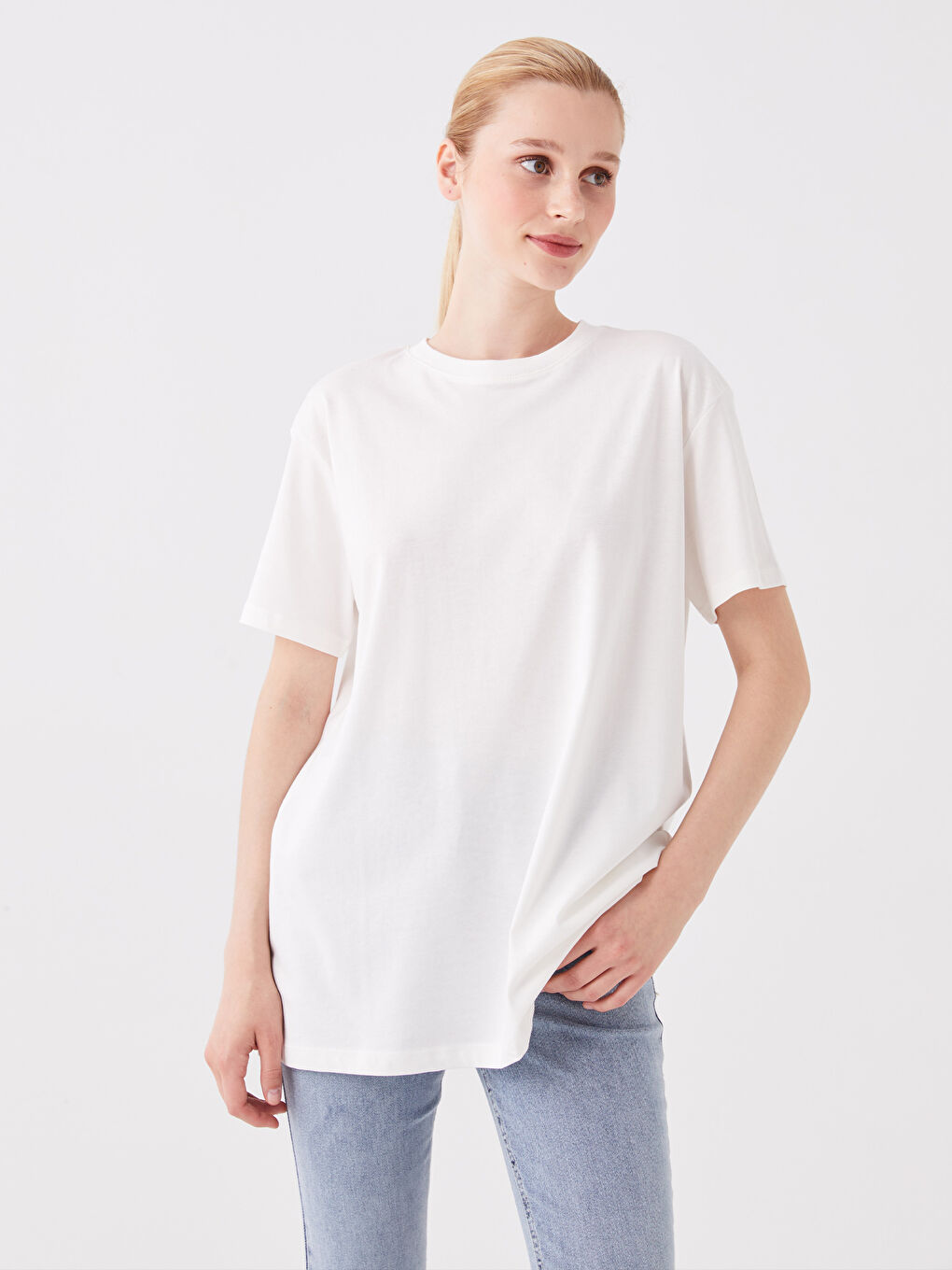 Ekru Bisiklet Yaka Düz Kısa Kollu Kadın Tişört-1