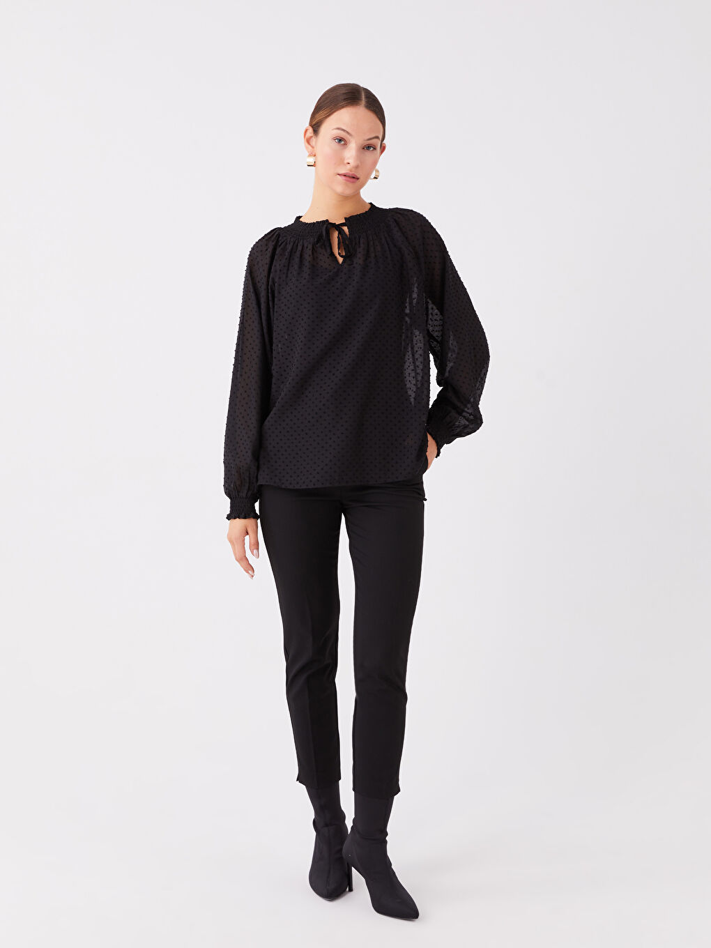 LC Waikiki Tie Neck Polka Dot Long-Sleeve Oversized Women's Blouse -W3FJ17Z8-CVL