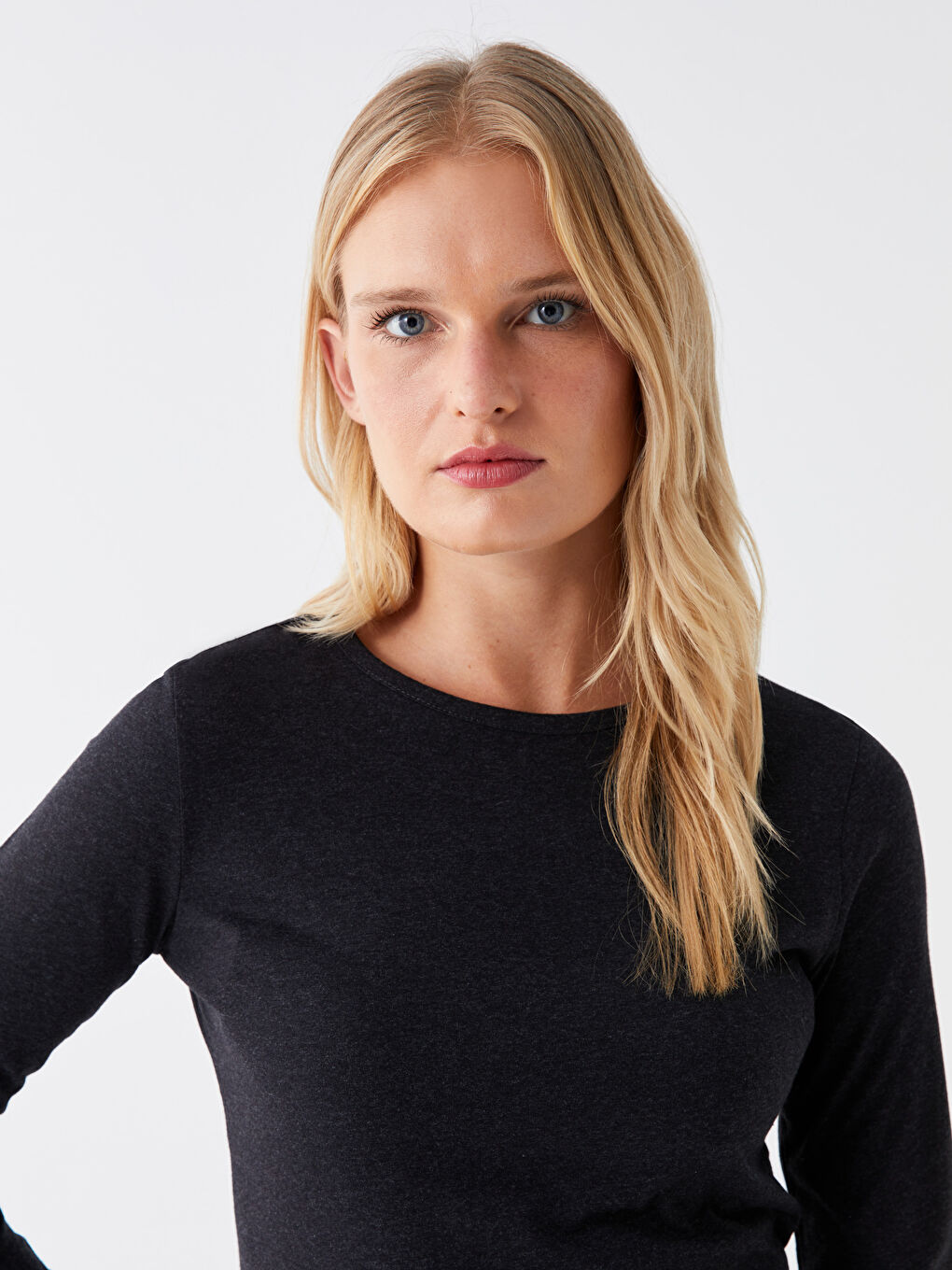 Antrasit Bisiklet Yaka Düz Uzun Kollu Kadın Tişört-2