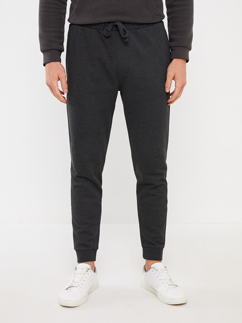 Antrasit Standart Kalıp Erkek Jogger Eşofman Altı-2