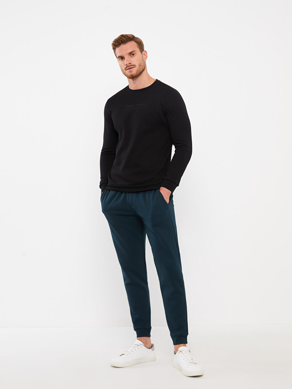 Standard Fit Men's Jogger Sweatpants-1