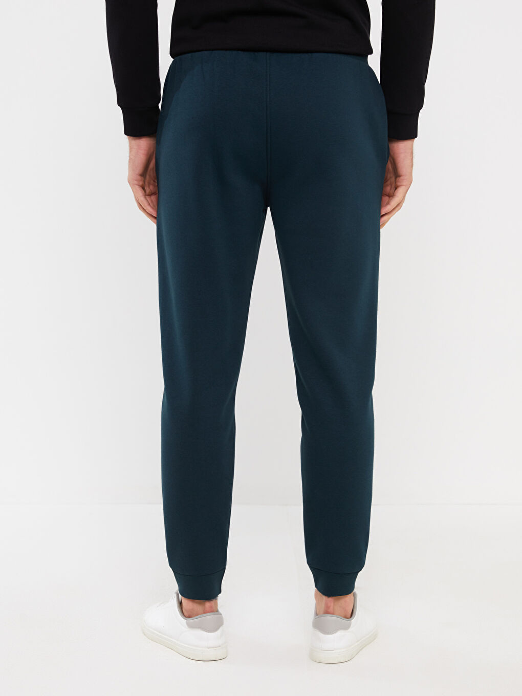 Standard Fit Men's Jogger Sweatpants-4