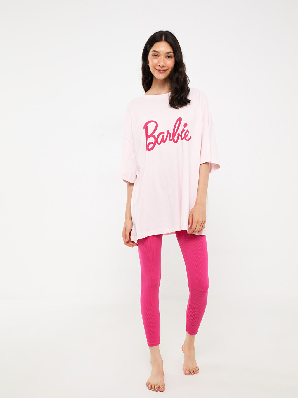 Halat de Noapte Supradimensionat pentru Femei cu Imprimeu Barbie-4