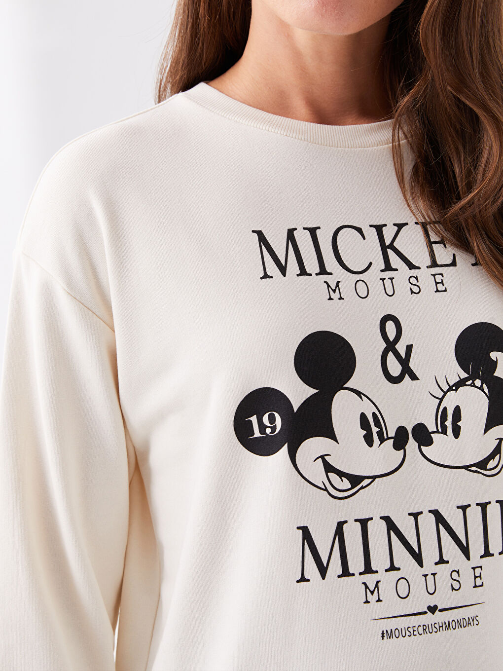 LCW Dukserica za trudnice sa okruglim izrezom, štampanim Mickey Mouse motivom i dugim rukavima -W3FN00Z8-FDV
