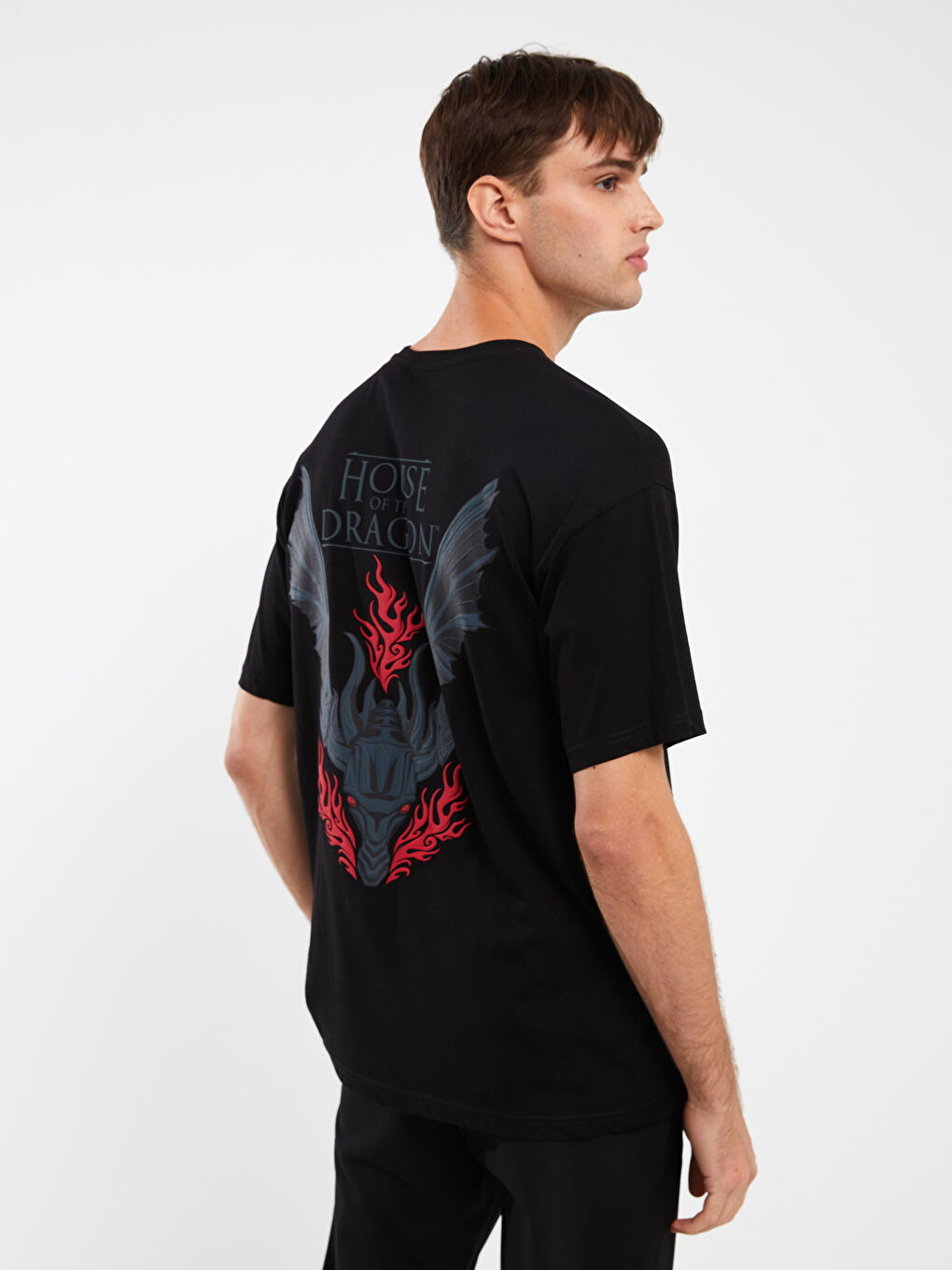 Siyah Oversize Bisiklet Yaka Kısa Kollu House of the Dragon Baskılı Erkek Tişört