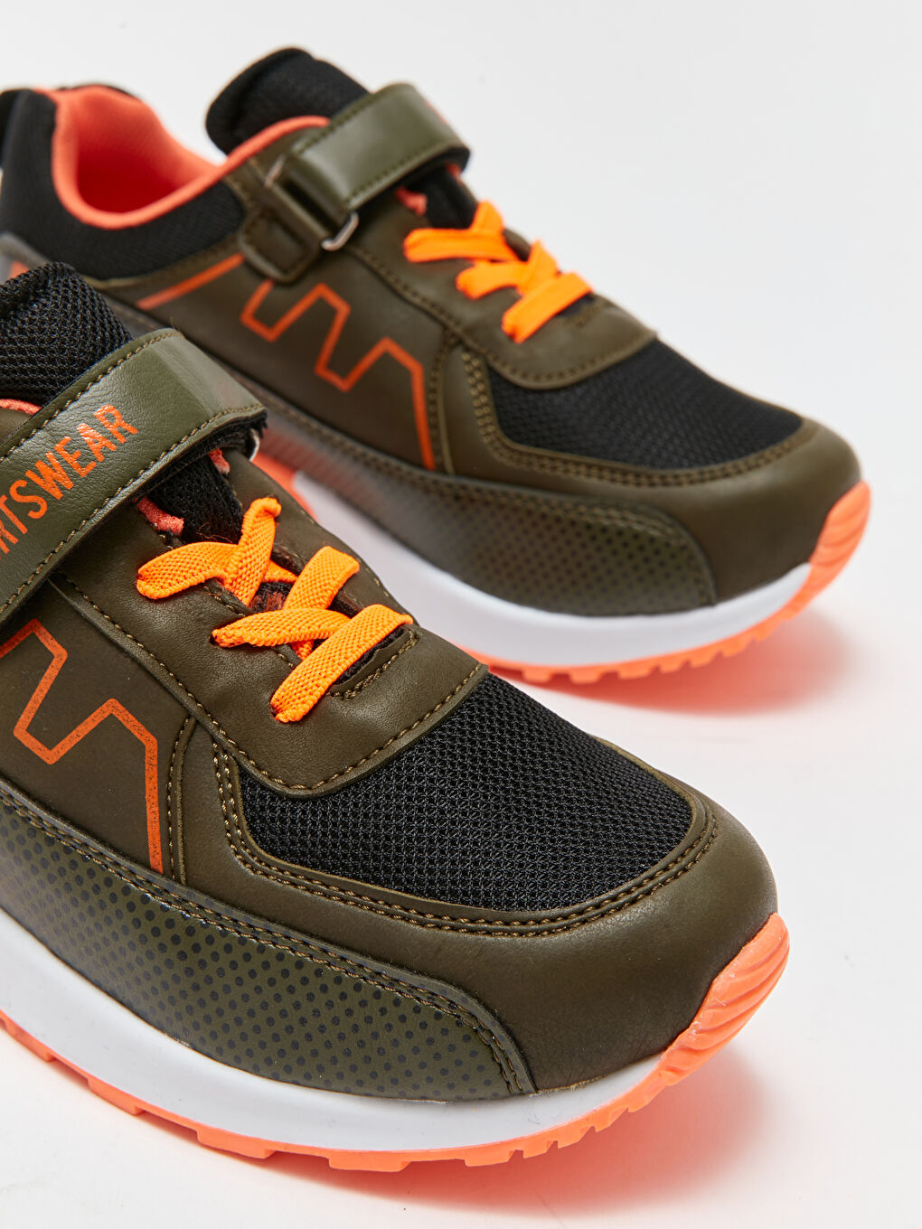 Sarı Bağcık ve Cırt Cırtlı Erkek Çocuk Spor Ayakkabı-2