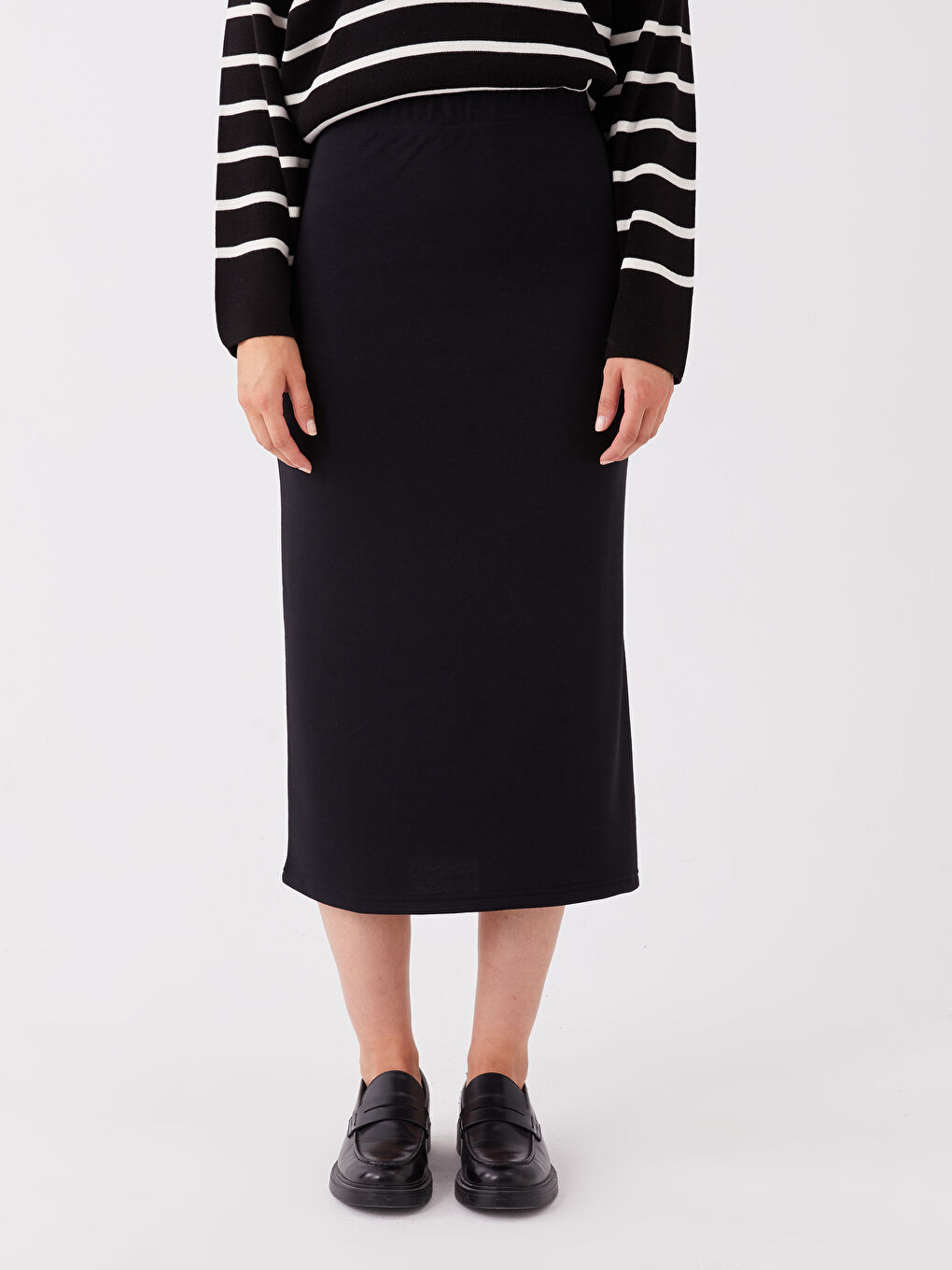 Siyah Kadın Beli Lastikli Düz Etek-2