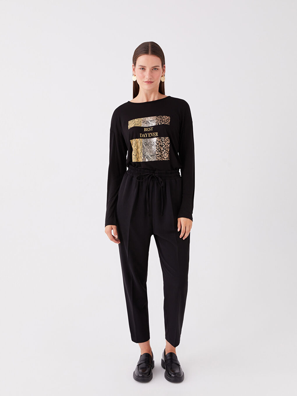 Siyah Bisiklet Yaka Baskılı Uzun Kollu Kadın Tişört-2