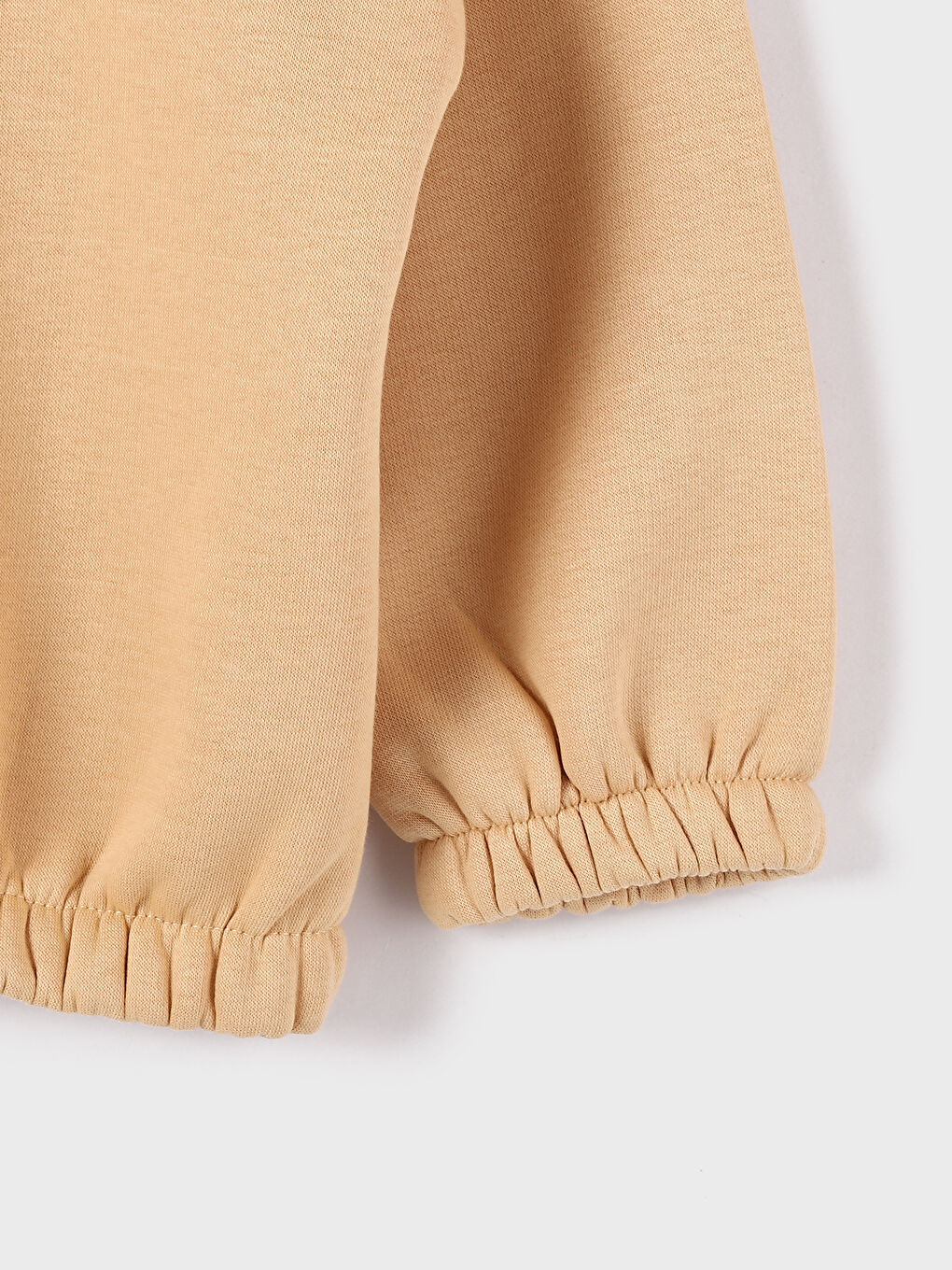 طقم بنات رضع ياقة عالية كم طويل سويت شيرت وبنطال عبوتان-4