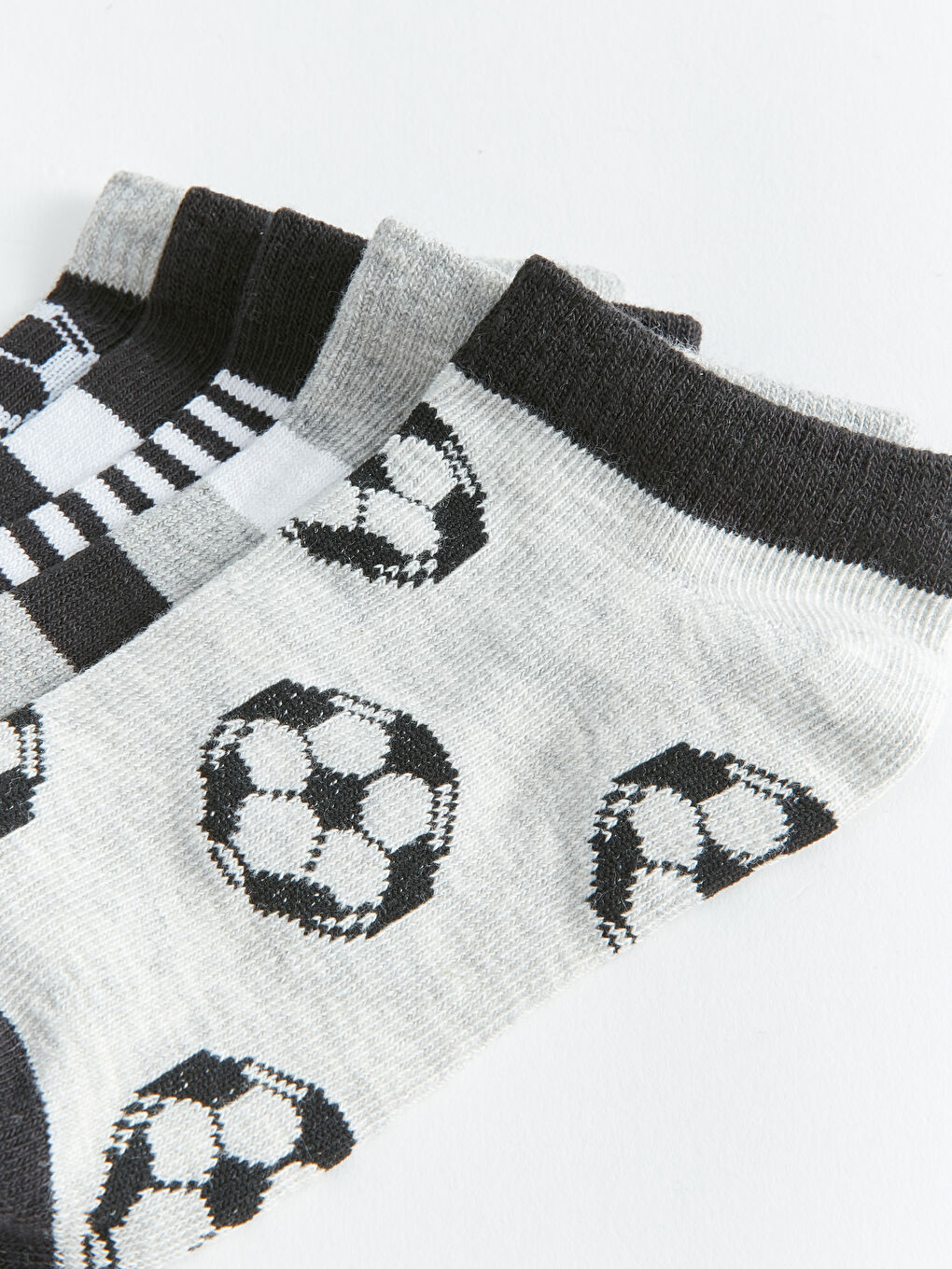 Patterned Boys Trainer Socks 5 Pack-2