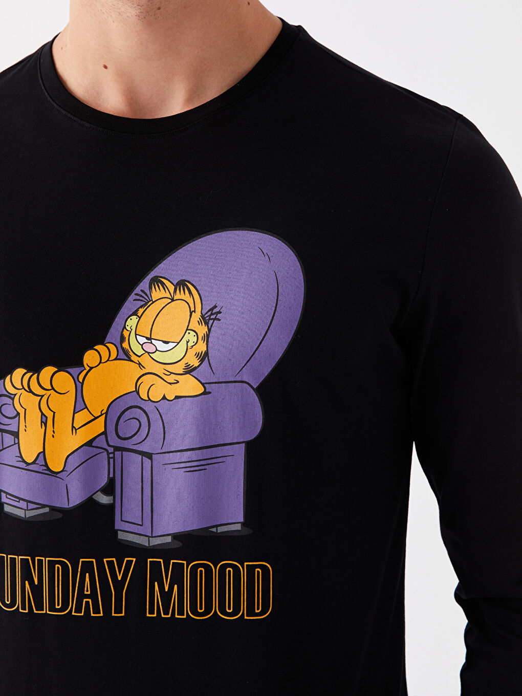 Siyah Standart Kalıp Garfield Baskılı Erkek Pijama Takımı-3