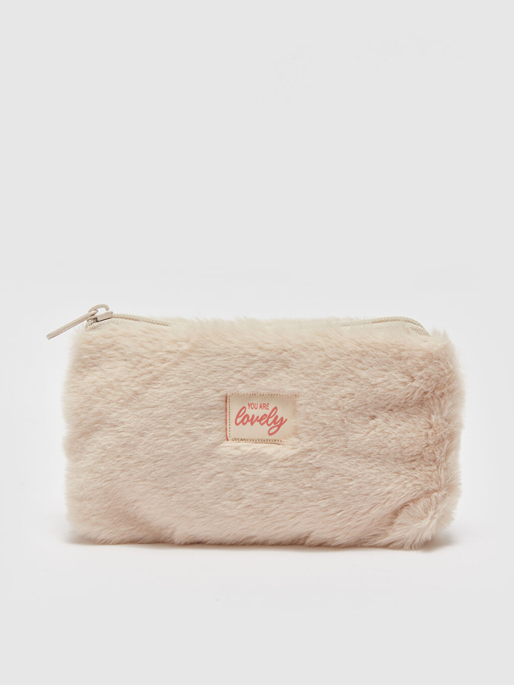 Bej Etiket Detaylı Kadın Pelüş Cüzdan