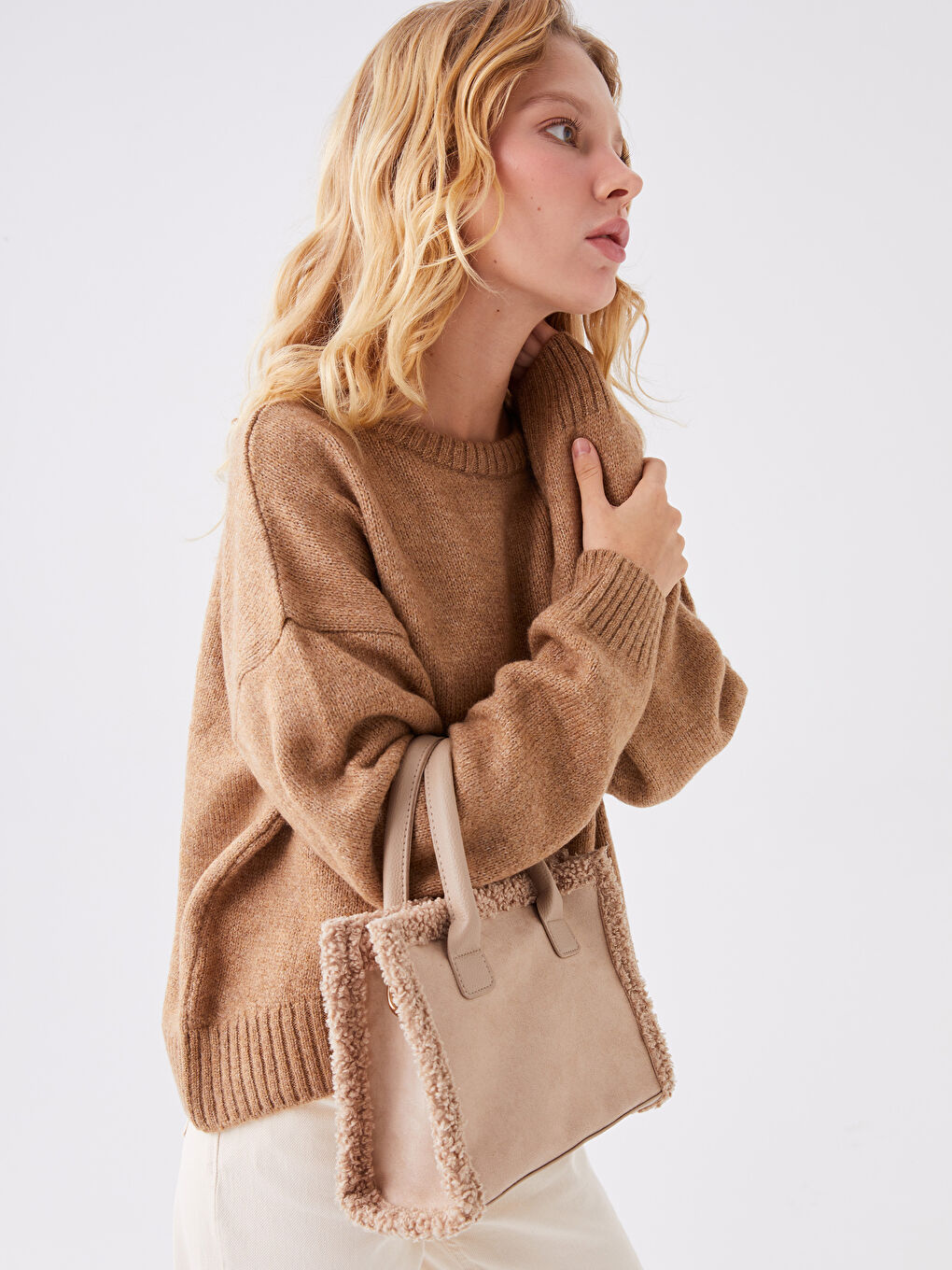 Ekru Süet Görünümlü Kadın Tote Çanta-1