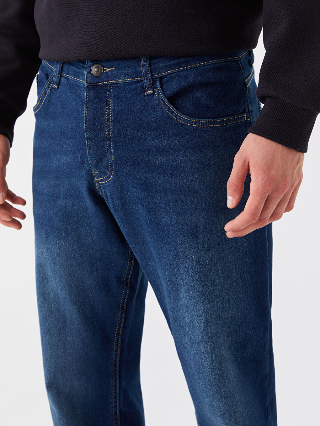 LCW ECO Orta Ton İndigo Rodeo 779 Regular Fit Erkek Jean Pantolon - 1