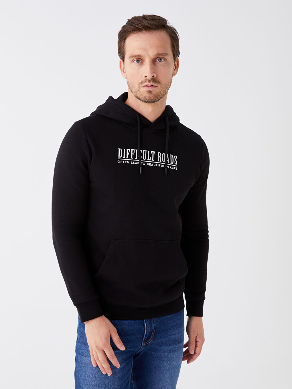 LCWAIKIKI Classic Yeni Siyah Uzun Kollu Baskılı Erkek Hoodie - 1