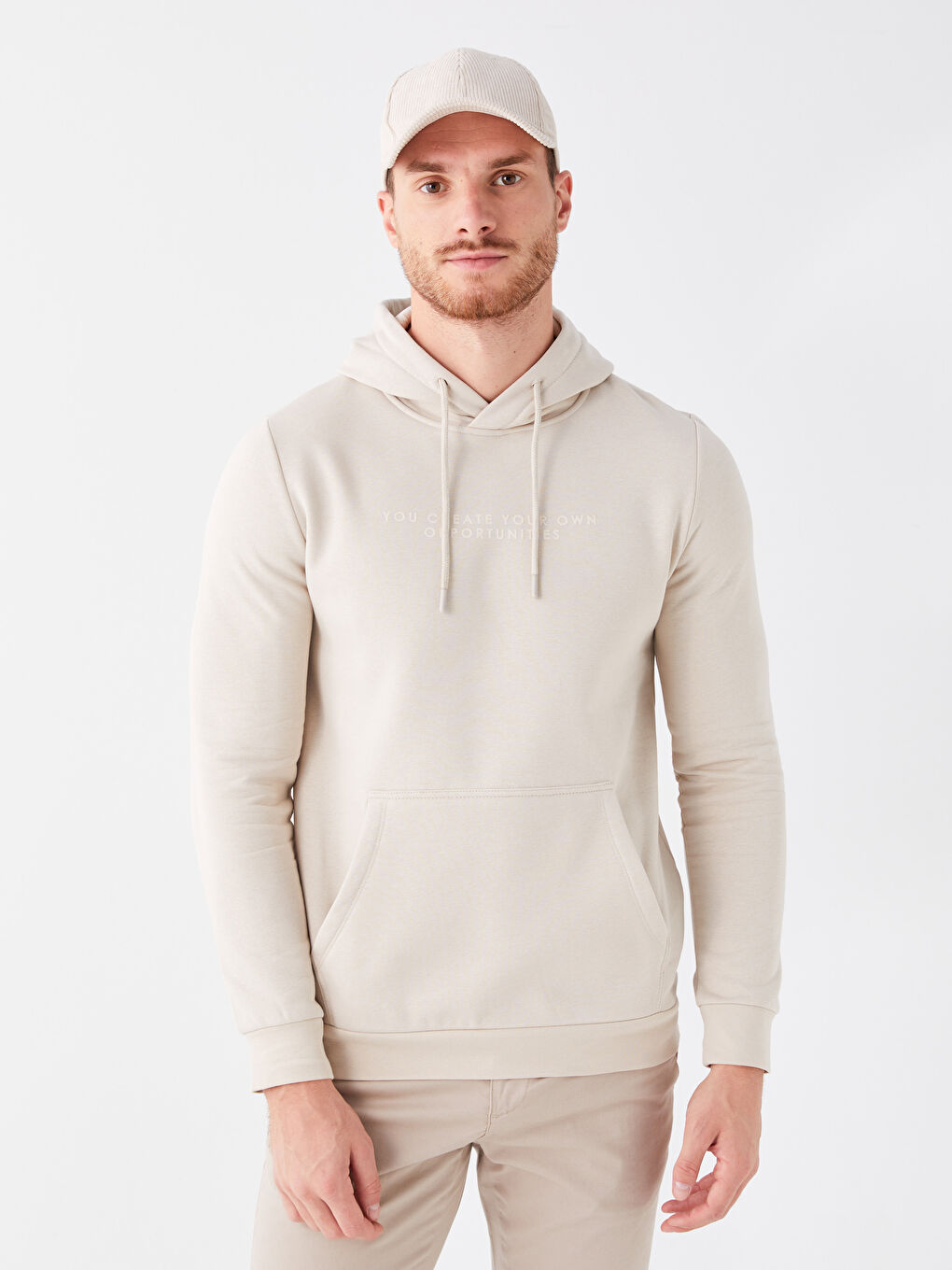 LCWAIKIKI Classic Bej Uzun Kollu Baskılı Erkek Kalın Hoodie - 1