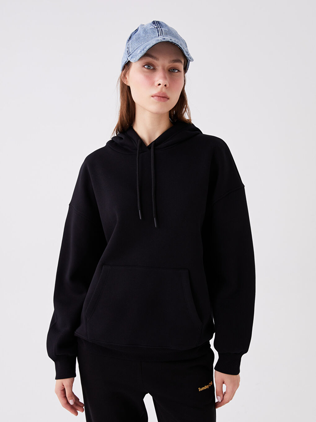 LCW Vision Siyah Düz Oversize Kadın Hoodie - 1