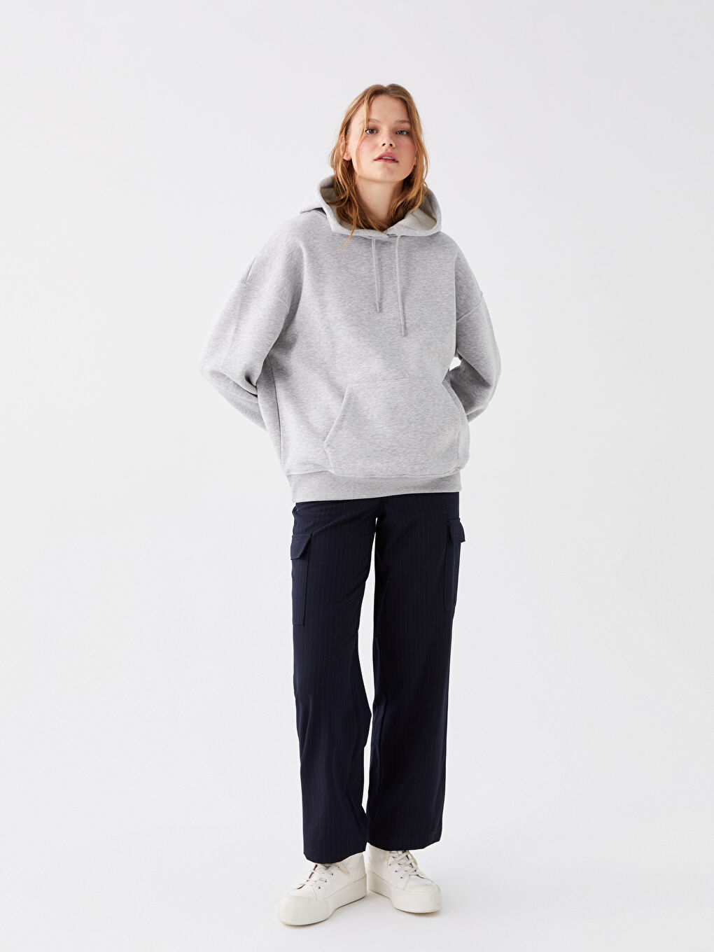 LCW Vision Orta Gri Melanj Düz Oversize Kadın Hoodie - 1