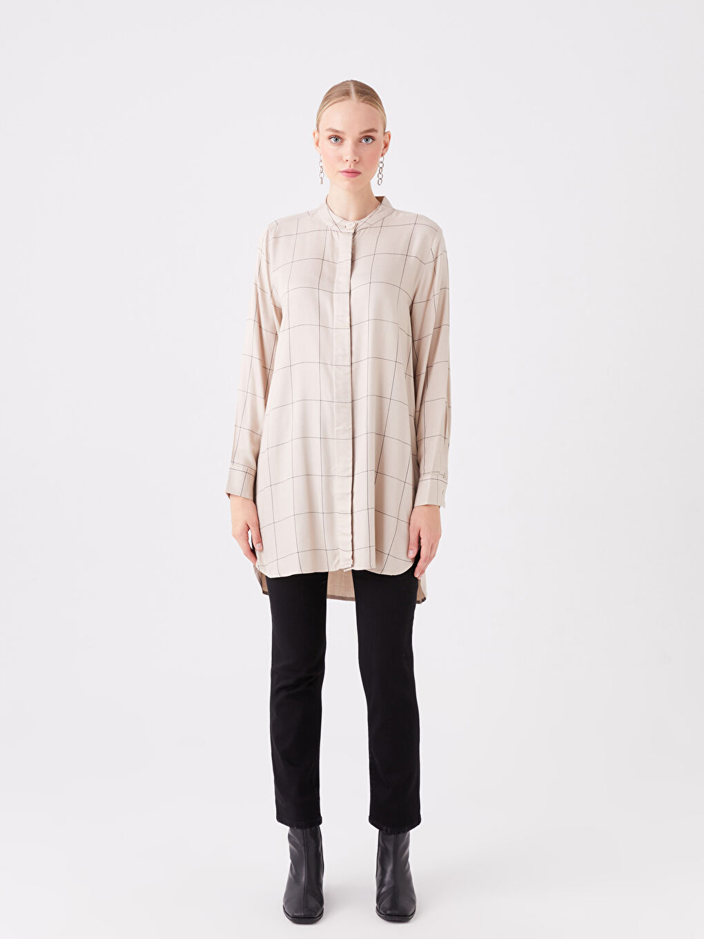 LCWAIKIKI Classic Grandad Collar Plaid Long Sleeve Women's Tunic -W3G254Z8-LKQ