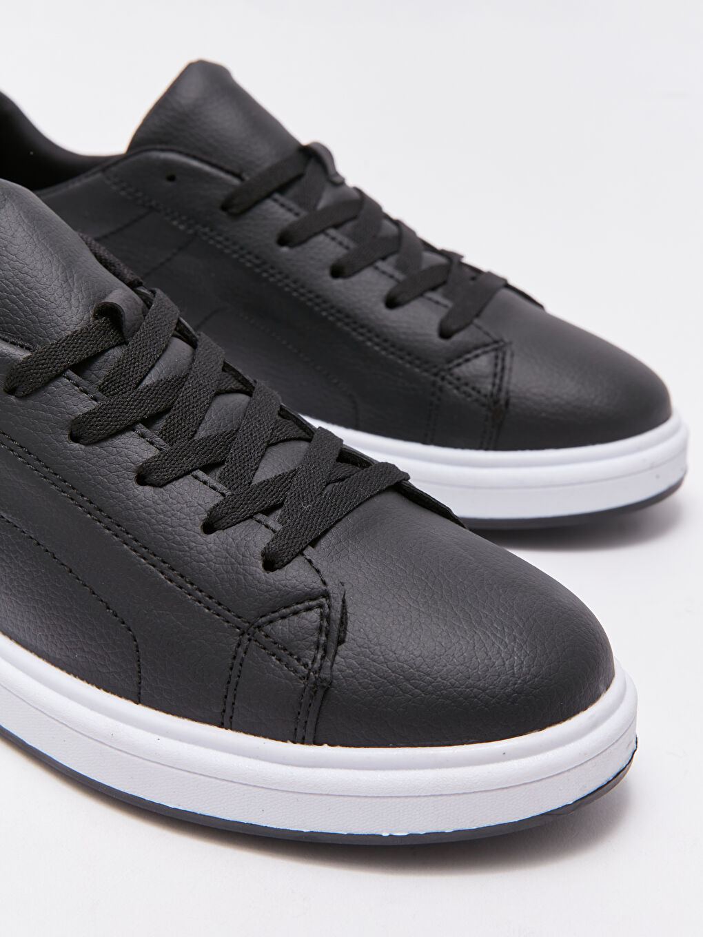 Siyah Bağcıklı Erkek Spor Ayakkabı-2