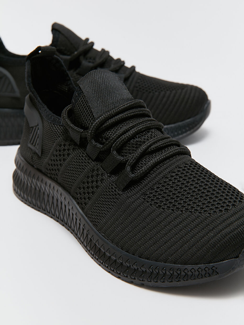 LCW STEPS Laced Mesh Detailed Women's Active Sports Shoes -W3G477Z8-SN4